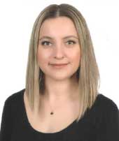 Ece  Özek