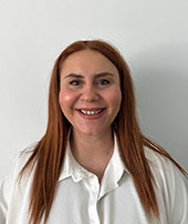 Özge   Güler
